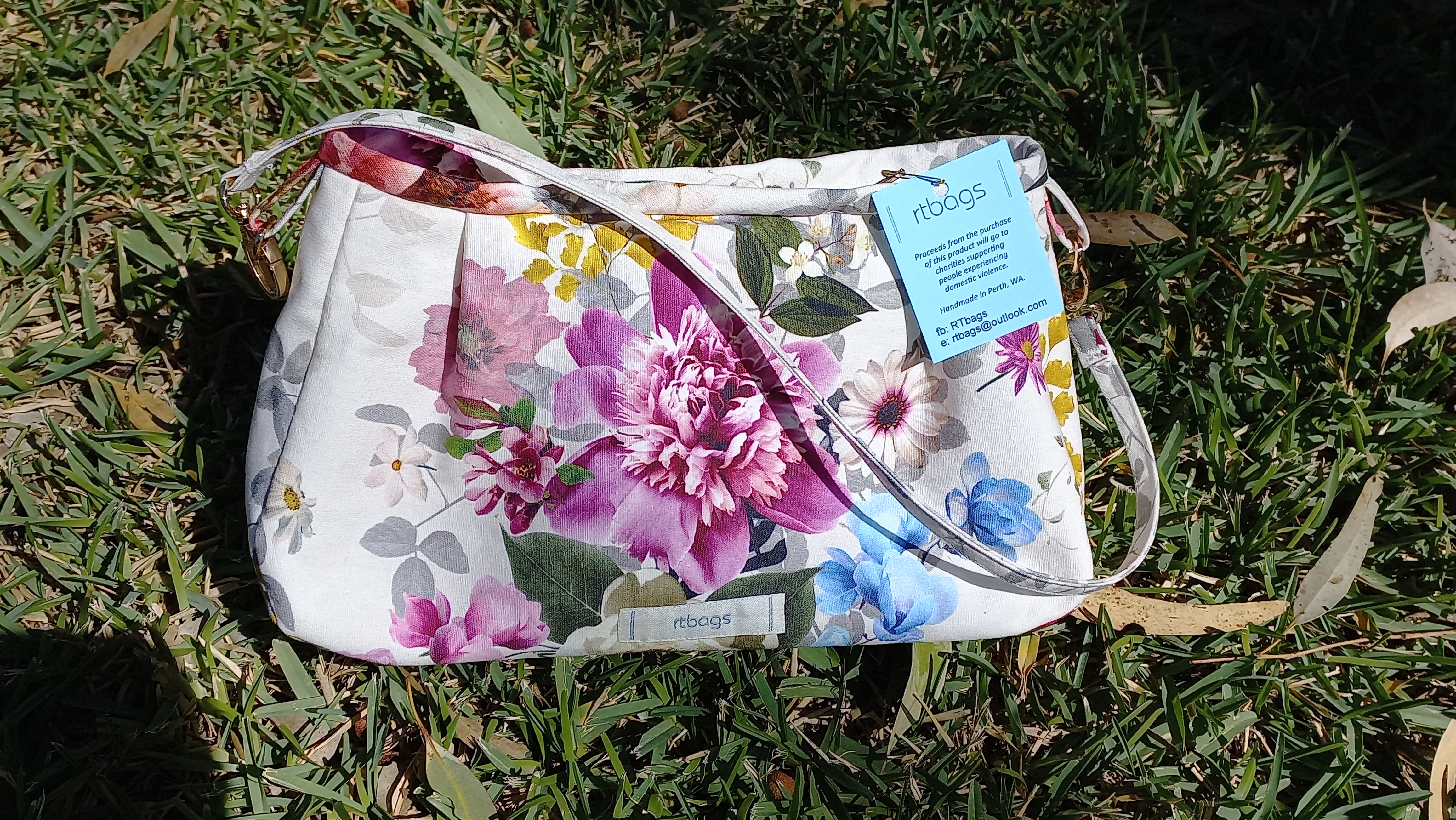 Amelia, Pleated, Large