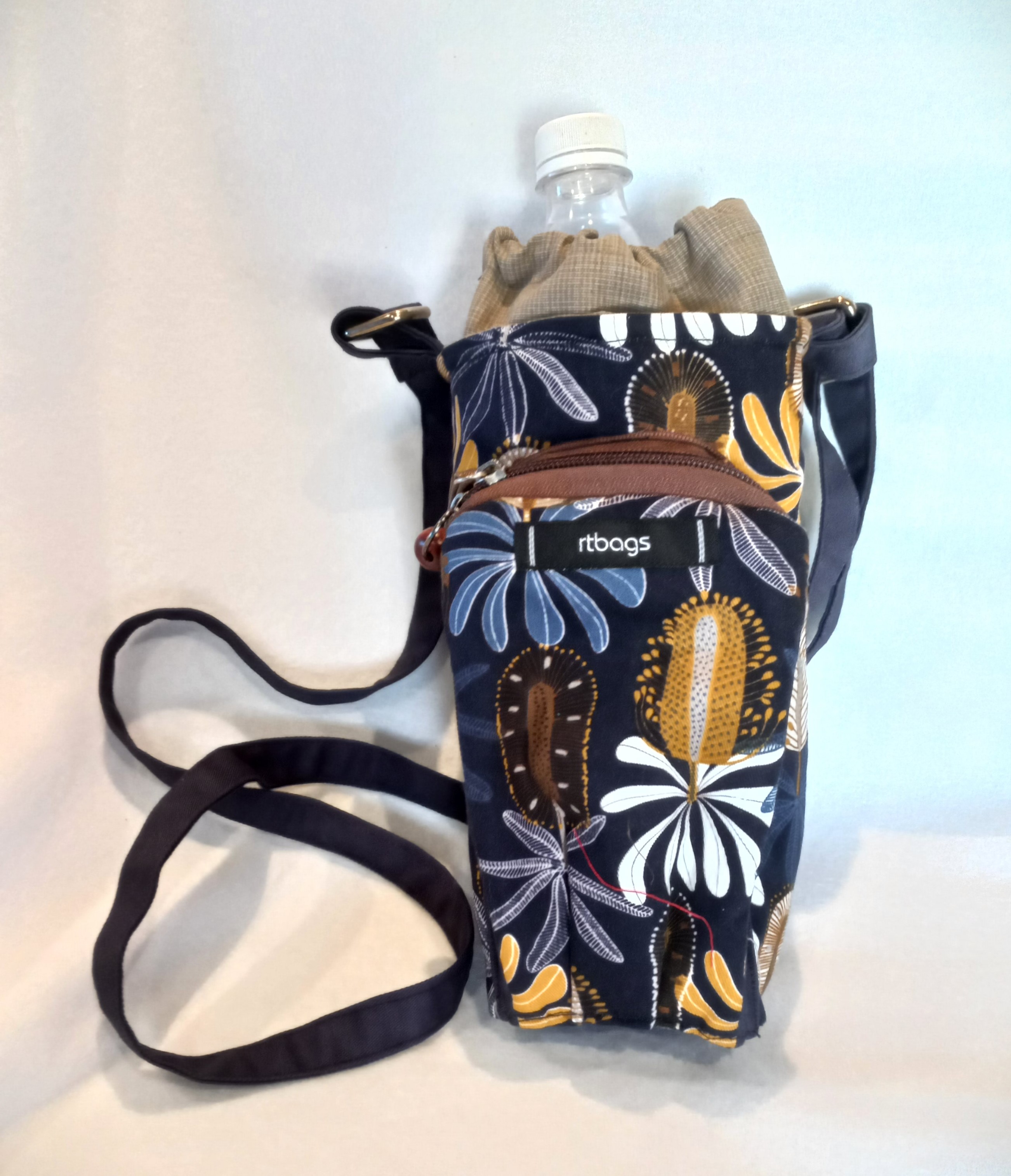 Wanda, water bottle & mobile phone