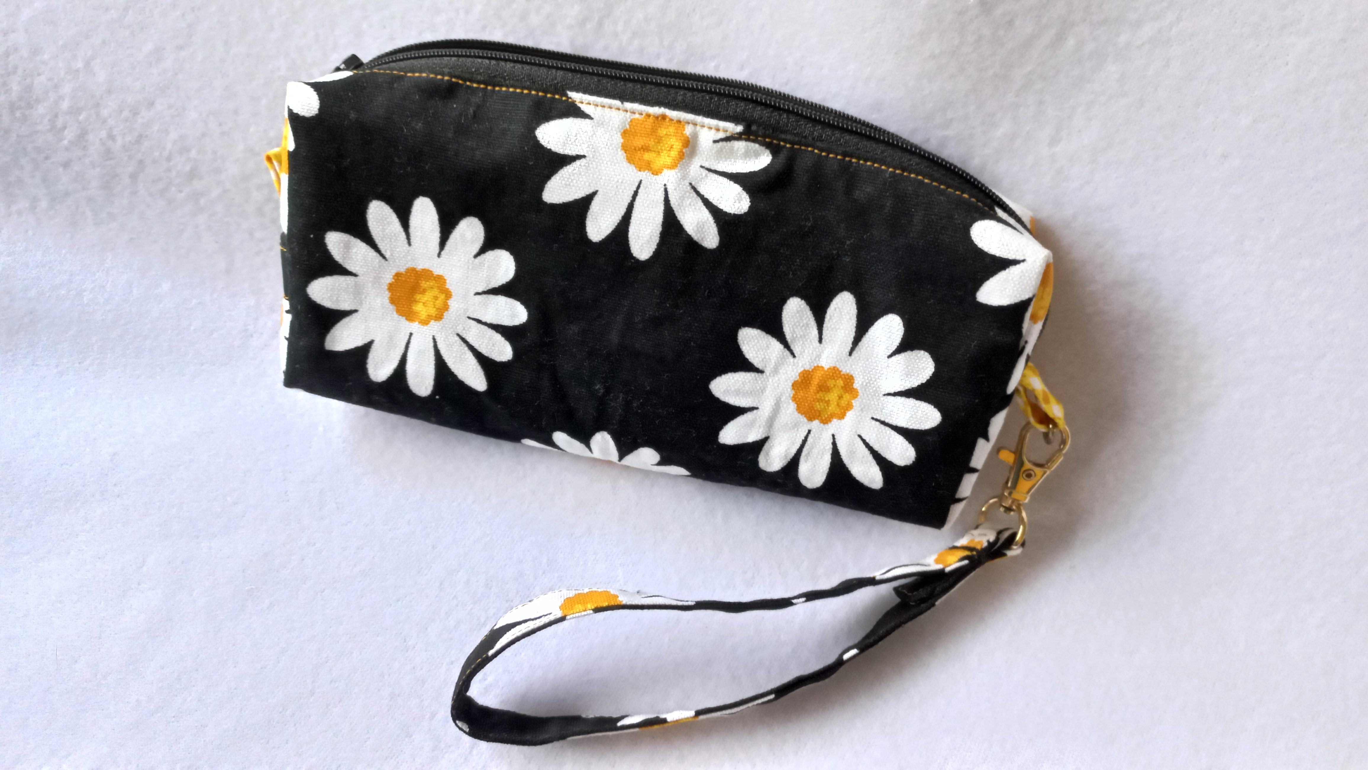 Penny, Small Wristlet